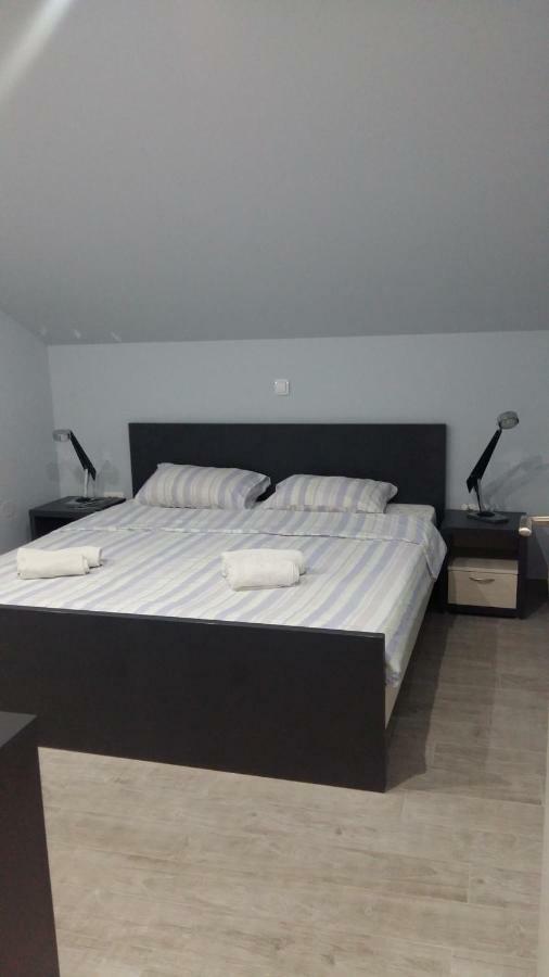 Apartments Sovran Vila Marija Prčanj Exteriér fotografie