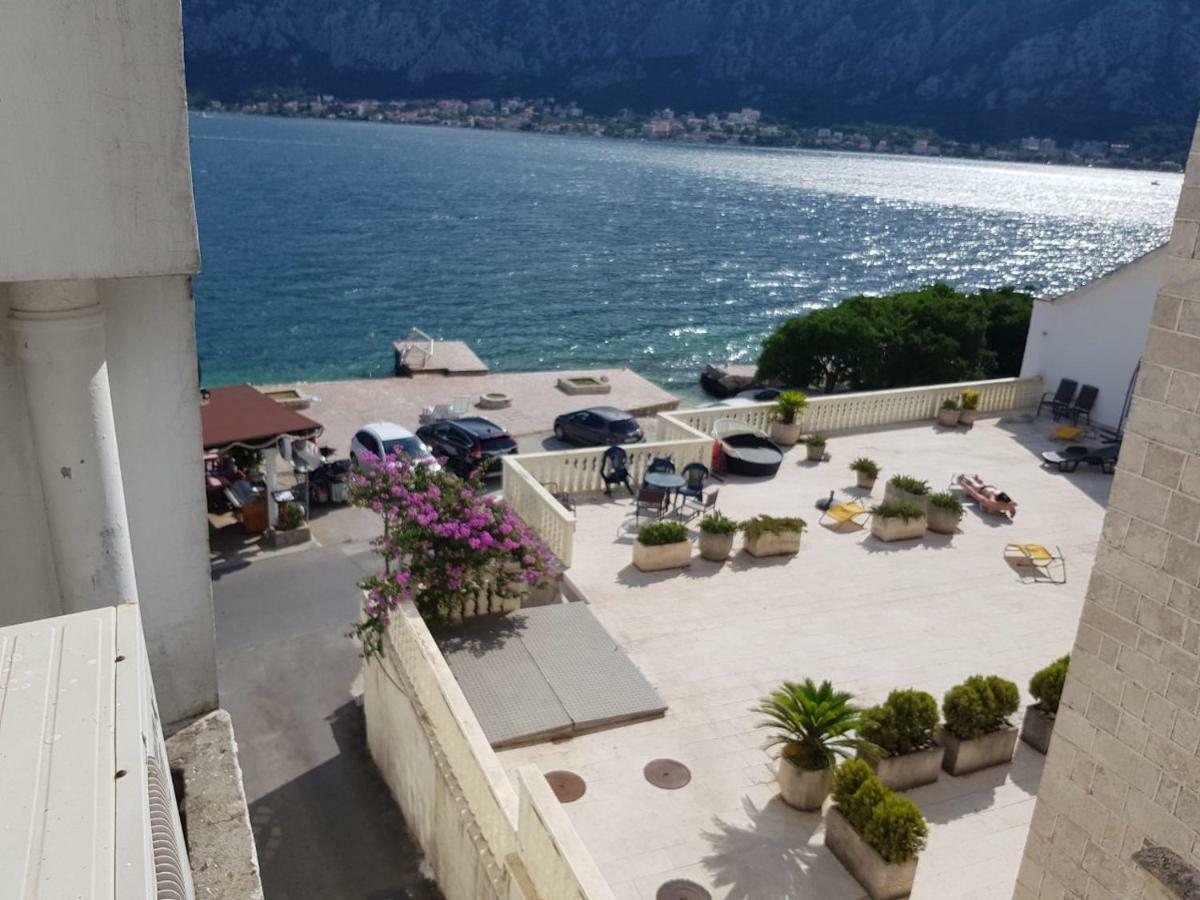 Apartments Sovran Vila Marija Prčanj Exteriér fotografie